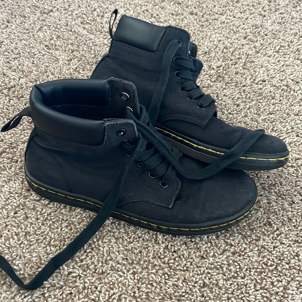 Dr Martens Maelly Lace Up ankle boots, black canvas, women size 7